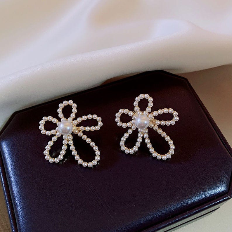 DAISY EARRINGS