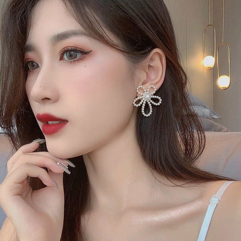 DAISY EARRINGS