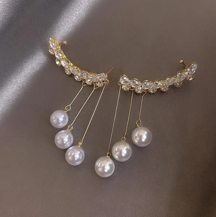 CRYSTAL PEARL EARRINGS