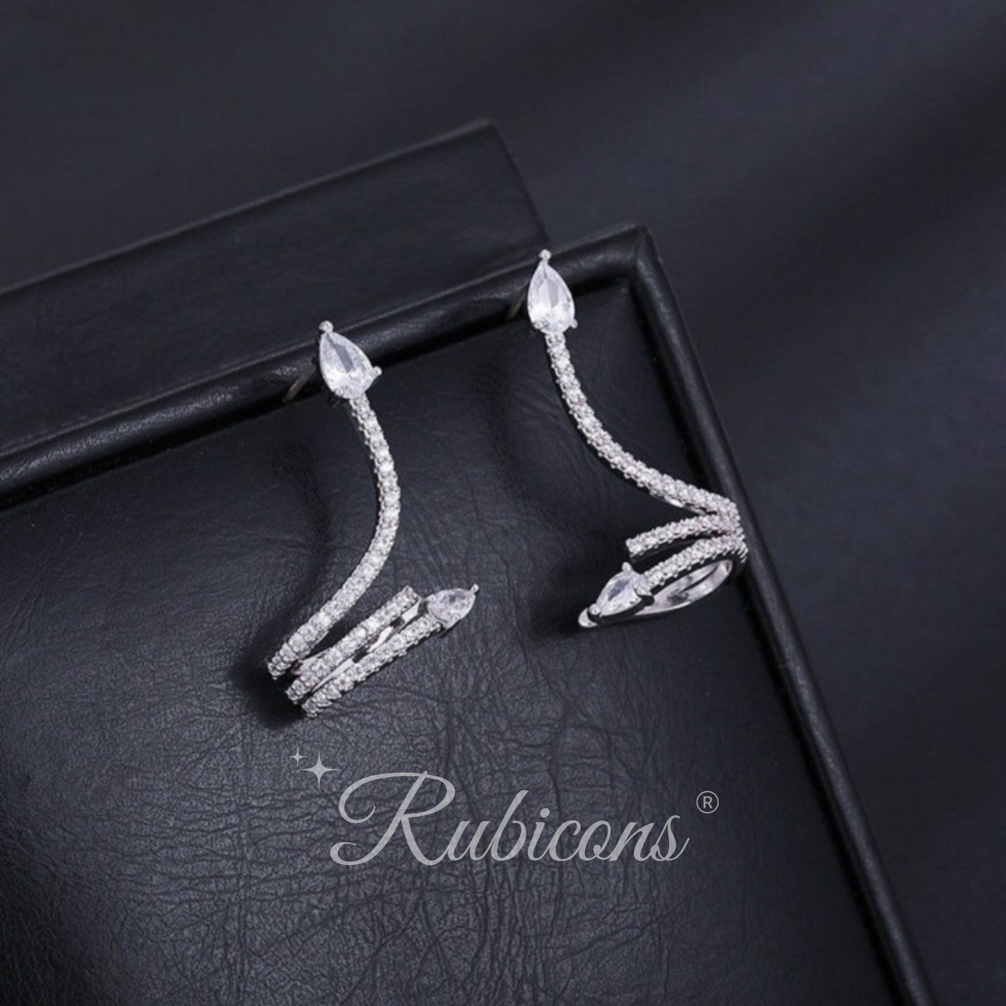 Serpant Earrings