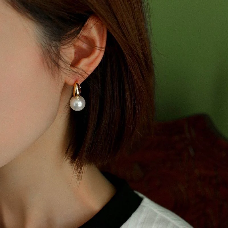 GoldGlow Pearl Drops