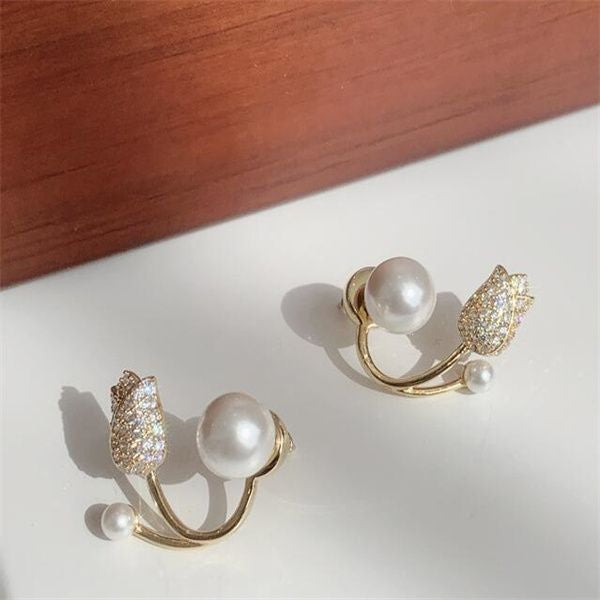 FLOWER STUD EARRINGS