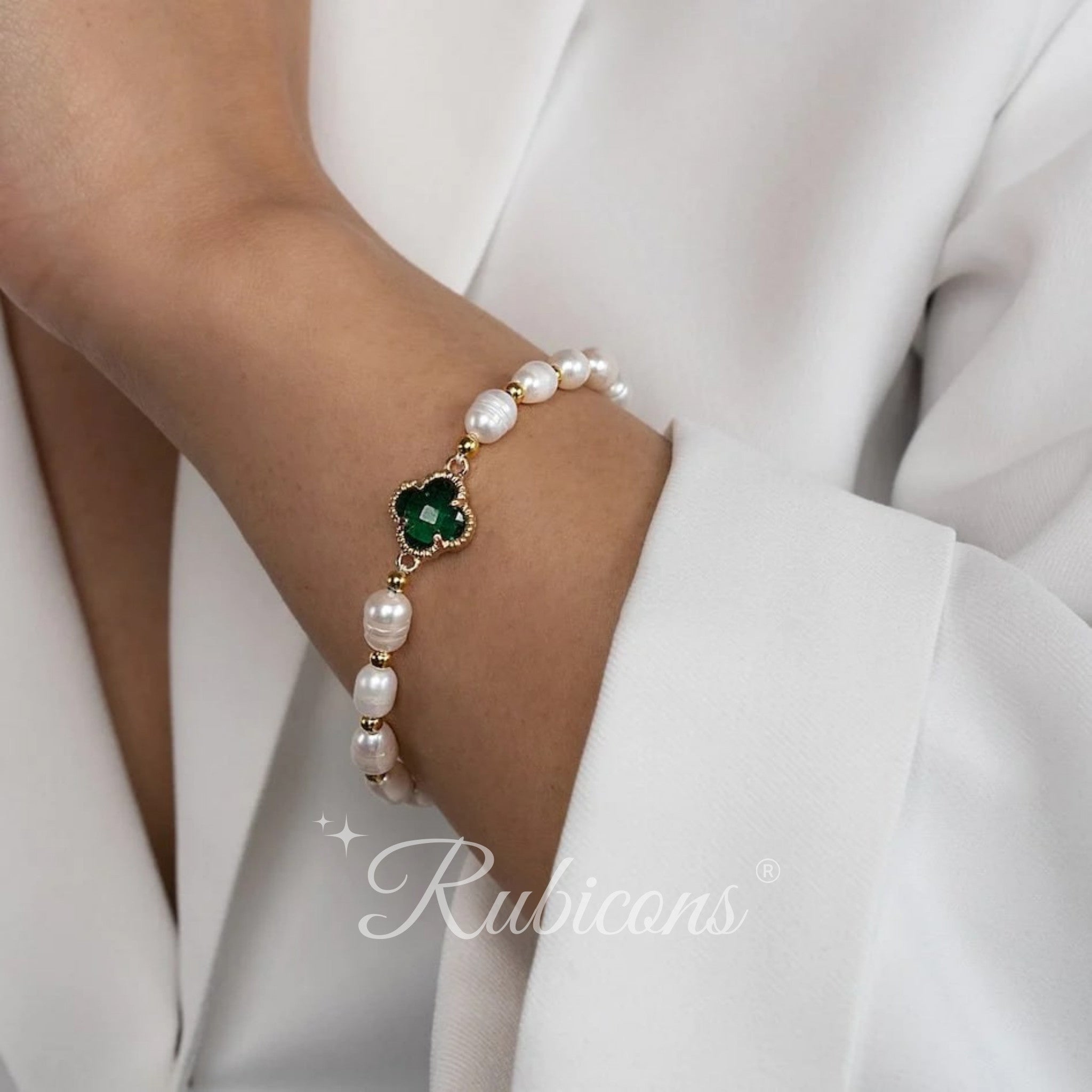 Clover & Pearls Bracelet