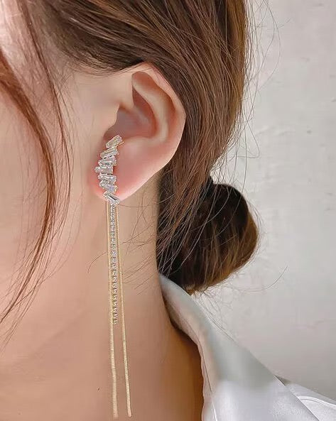 STRAIGHT CRYSTAL EARRINGS
