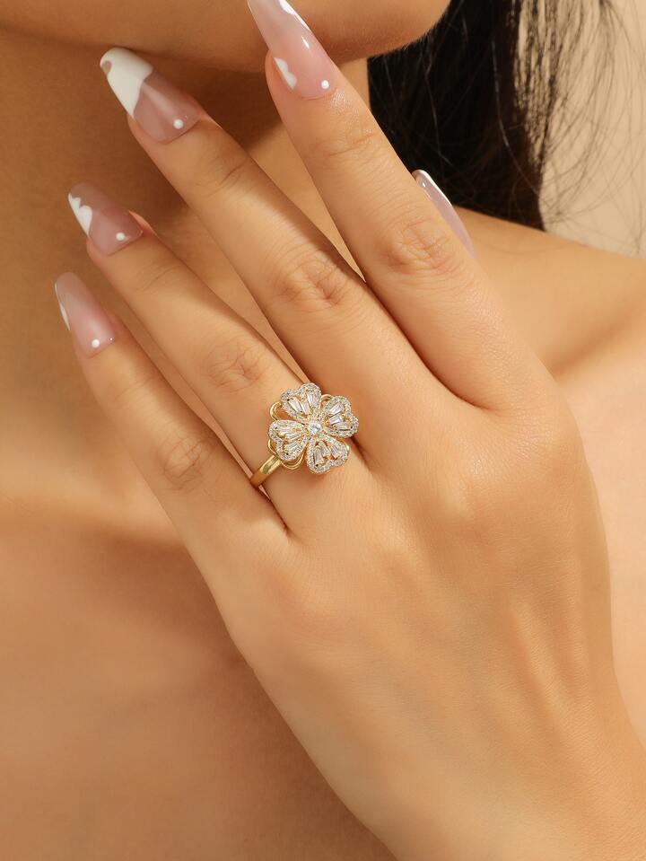 Pave Gold Flower Ring