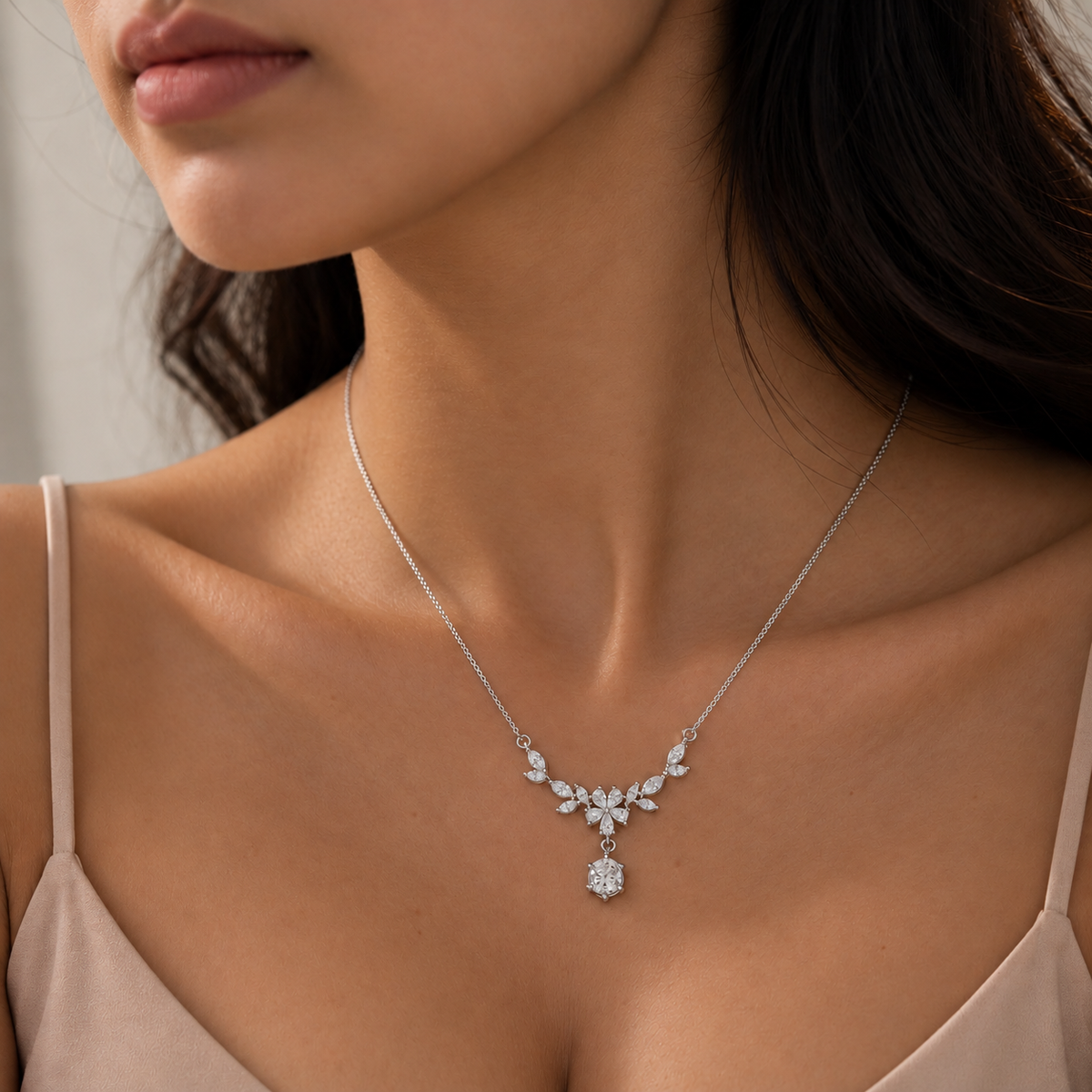 Frostleaf Necklace