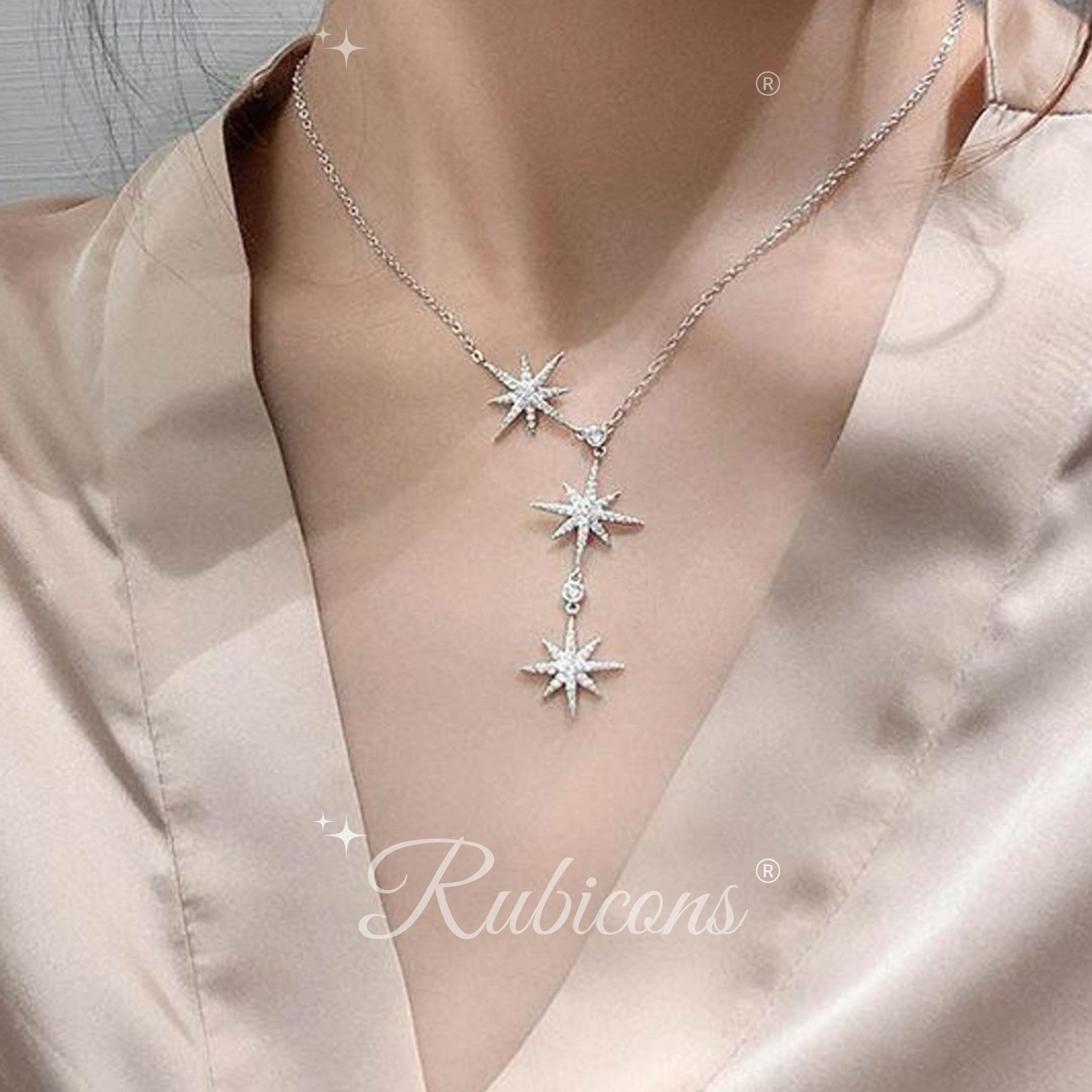 STAR NECKLACE