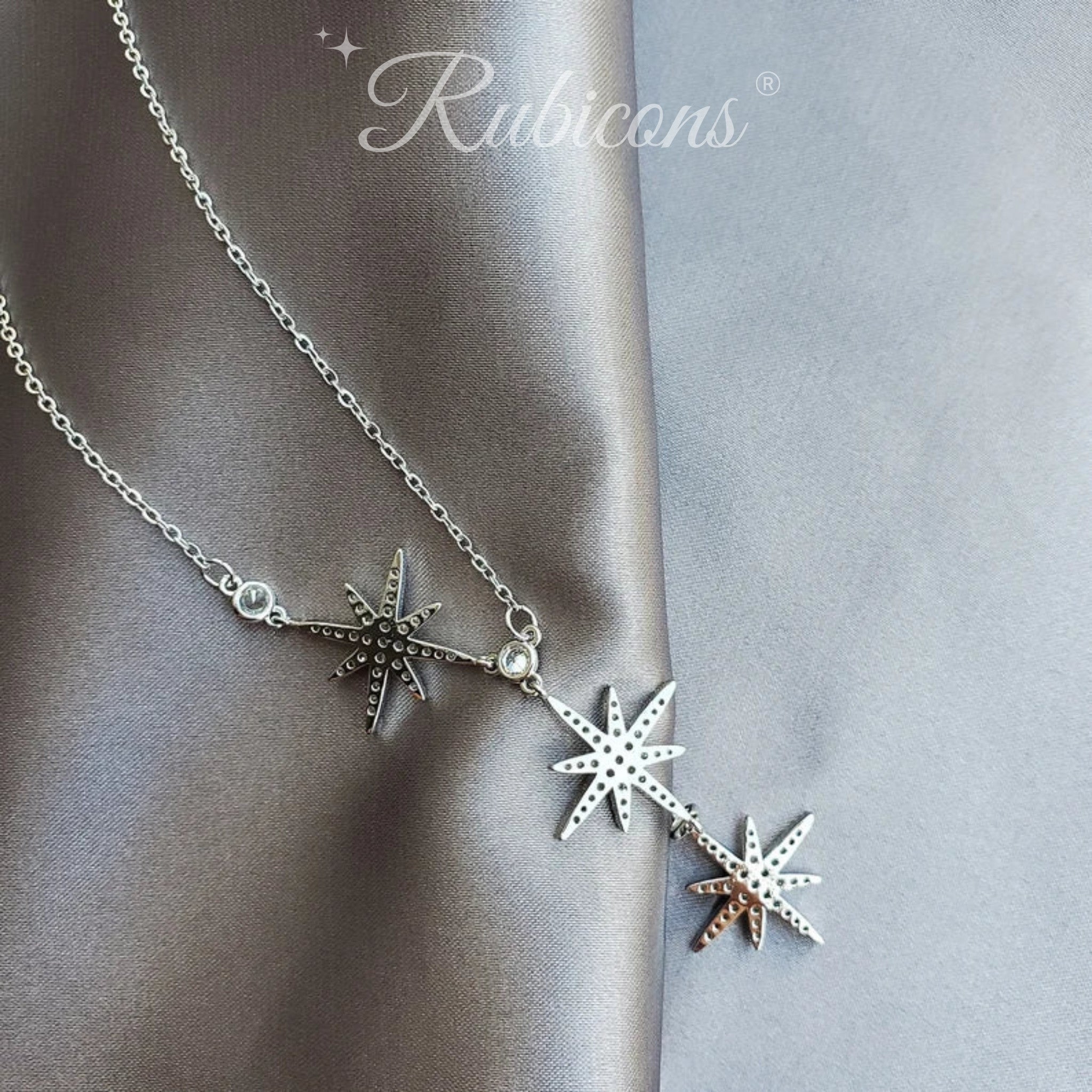 STAR NECKLACE